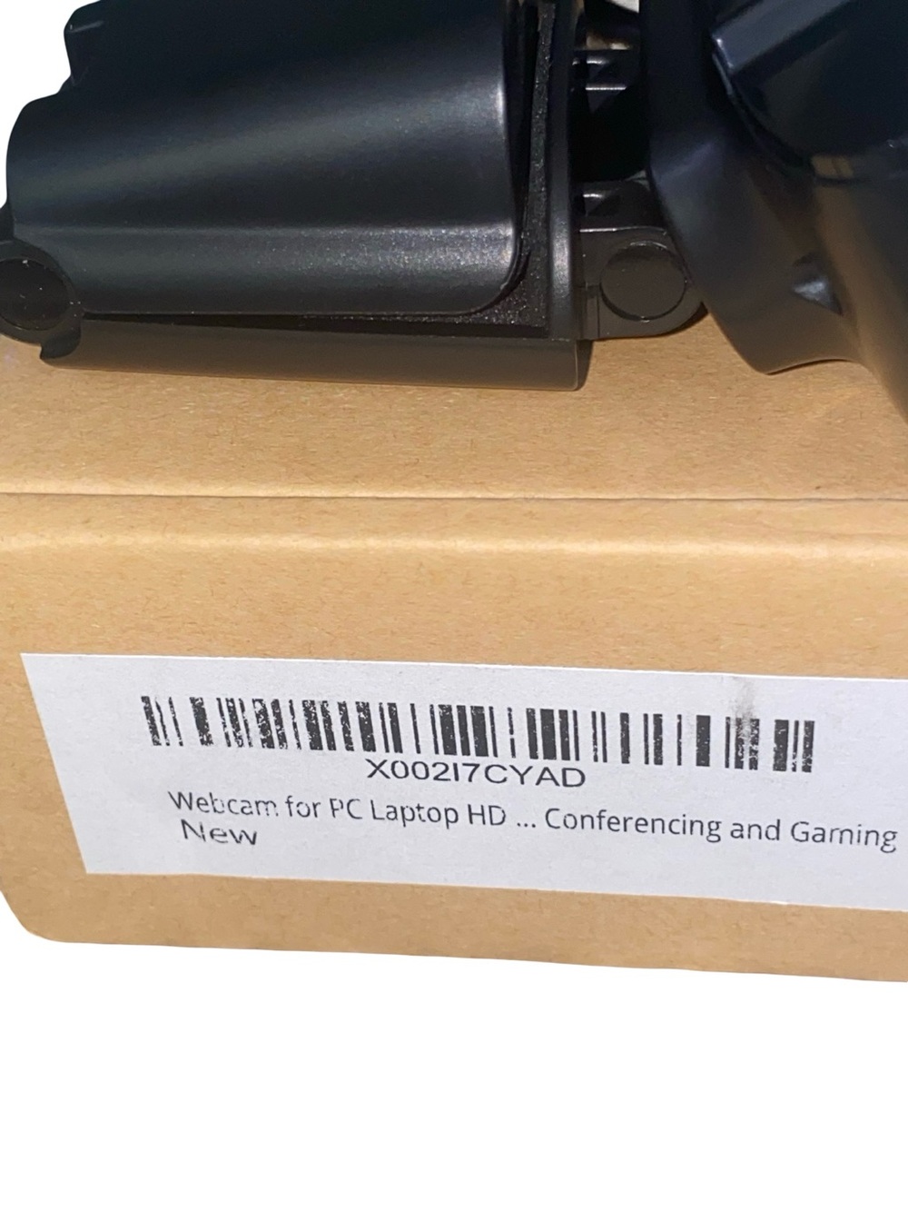 HD USB Webcam with Built-in Microphone & Monitor Mount Clip - Picture 4 of 6